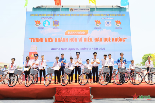 Hành trình 'Thanh niên Khánh Hòa vì biển, đảo quê hương' năm 2023