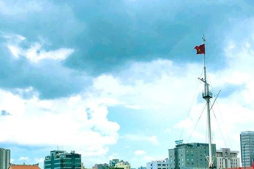 Từ cột cờ Thủ Ngữ…