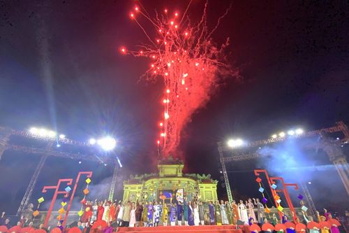 Nhiều kỷ lục Việt Nam xác lập tại Festival Nghề truyền thống Huế