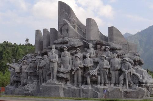 Về thăm Khu di tích chiến trường Ðiện Biên Phủ
