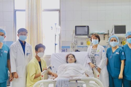 Hai bệnh viện lớn phối hợp cứu thai phụ suy tim, phù phổi