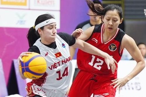 NHM bùng nổ khi tuyển bóng rổ Việt Nam thắng ngược, ghi tên vào chung kết SEA Games 32