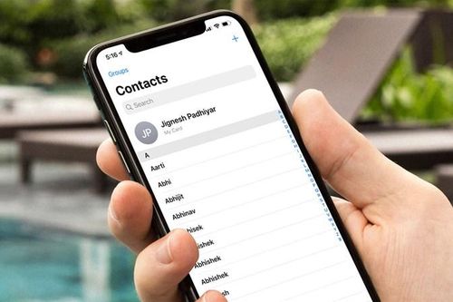Cách xóa danh bạ trùng lặp trên iPhone