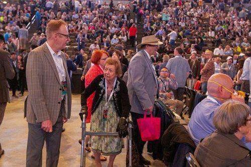 Warren Buffett: Lỗi sai trong xử lý đổ vỡ ngân hàng ở đâu?