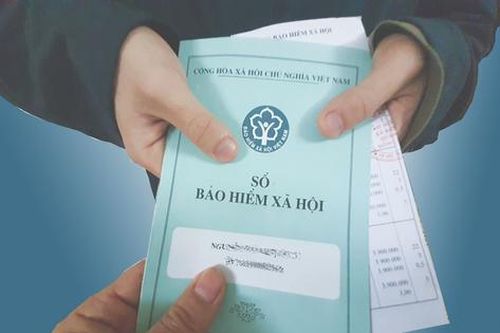 Cảnh báo tình trạng mua bán sổ Bảo hiểm xã hội