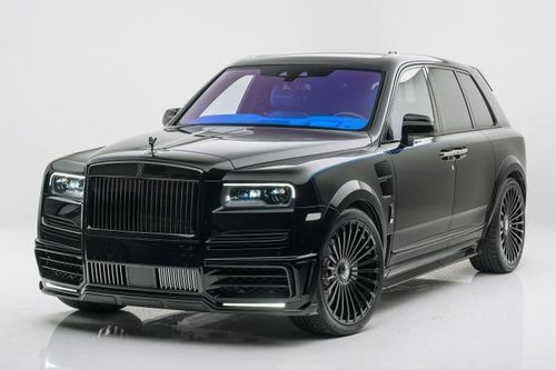 Lạ lùng siêu xe Rolls Royce Cullinan bị 'bỏ quên' tại cảng Hải Phòng