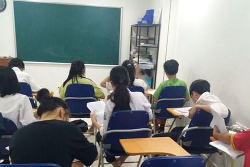 Vì sao vị chủ biên môn Ngữ văn mất ngủ?