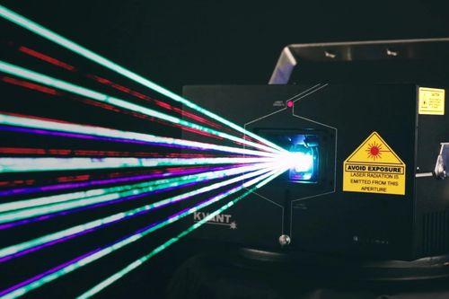 Đi nghe ca nhạc, hỏng camera điện thoại vì ánh đèn sân khấu
