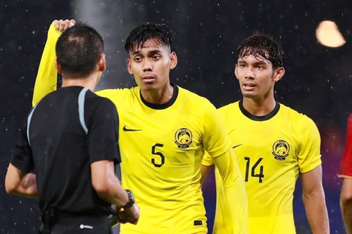 Nhà báo Malaysia: 'Trọng tài Nhật thổi có lợi cho Việt Nam'