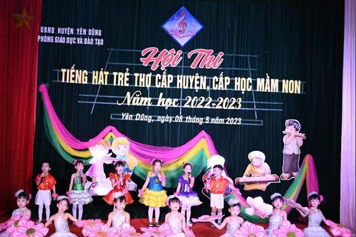 Hội thi 'Tiếng hát trẻ thơ' của mầm non Yên Dũng