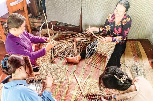 Đưa nghề truyền thống vào hoạt động du lịch ở Cần Thơ