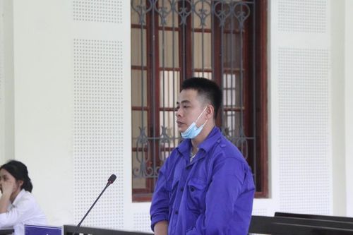 Mâu thuẫn tại quán cháo đêm, thanh niên về nhà vác súng đến giải quyết