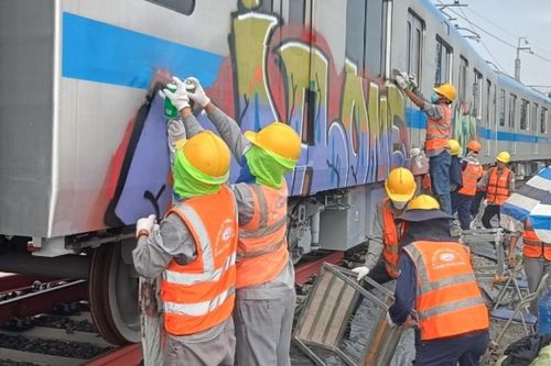 Vì sao tàu metro số 1 dễ dàng bị vẽ bậy mà không ai phát hiện?
