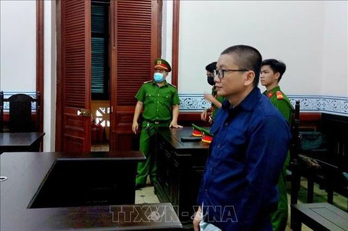 Tuyên án cựu điều tra viên giả mạo nhiều văn bản của Viện Kiểm sát