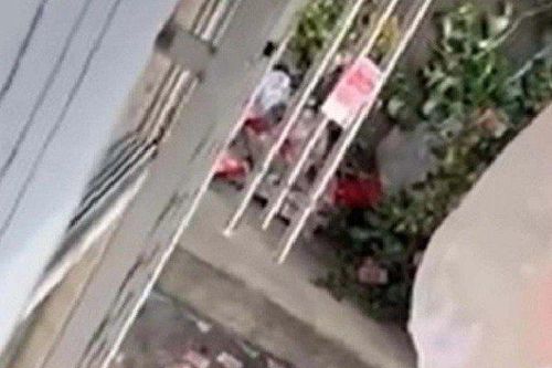 Phơi chăn bông, vợ phát hiện 'quỹ đen' hơn 100 triệu đồng của chồng