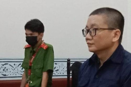 Giả mạo trong công tác, cựu thiếu tá lĩnh án