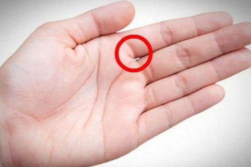 Người nghèo hèn, ít phúc dễ yểu mệnh trên bàn tay thường có 4 điểm này: Ai có 1/4 cũng khốn khó cả đời
