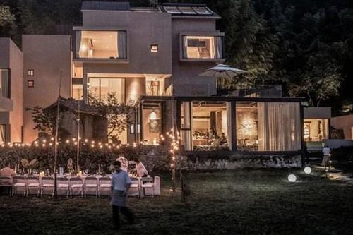 3 người bạn bỏ phố về quê góp 40 tỷ xây nhà làm chốn bình yên