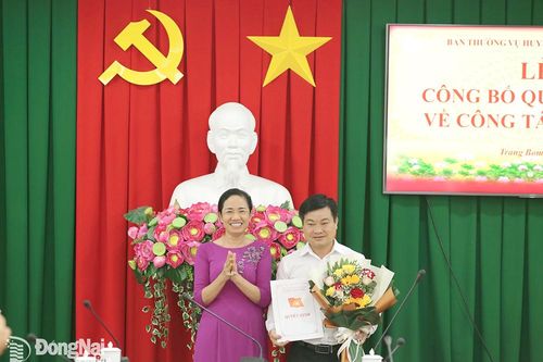 Huyện Trảng Bom công bố quyết định về công tác cán bộ