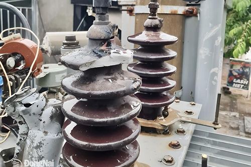 Mưa lớn gây chập điện, hơn 7,6 ngàn hộ dân bị ảnh hưởng