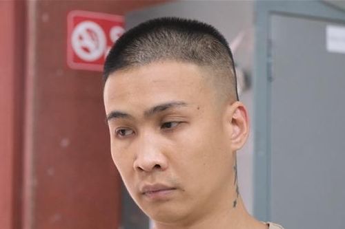 Say rượu, điều khiển xe máy đâm trực diện vào CSGT