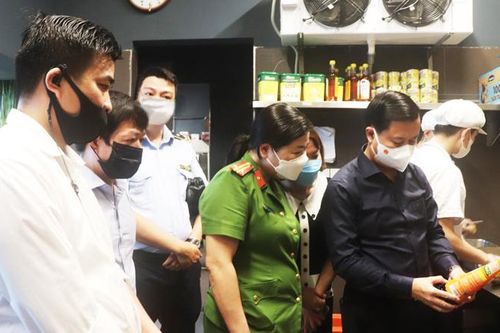 Nỗi lo ngộ độc thực phẩm gia tăng