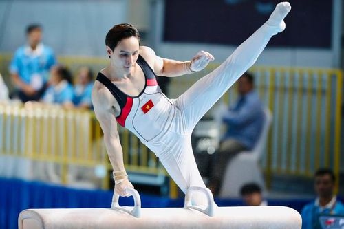 Đội nam Thể dục dụng cụ Việt Nam giành Huy chương vàng đồng đội
