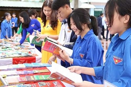 Đọc sách phải thường nhật, không chỉ trào lưu