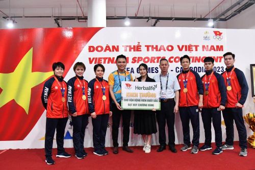 Herbalife Việt Nam thưởng nóng vận động viên đạt Huy chương Vàng tại SEA Games 32