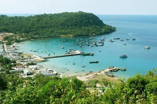 Gian nan 'gieo' chữ nơi đảo xa