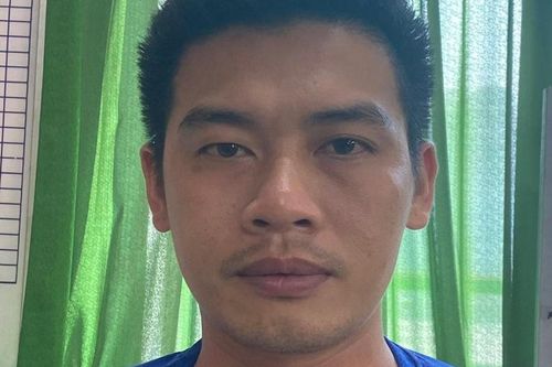 Đánh thuốc ngủ, đưa bạn gái vào khách sạn xâm hại rồi cướp tài sản