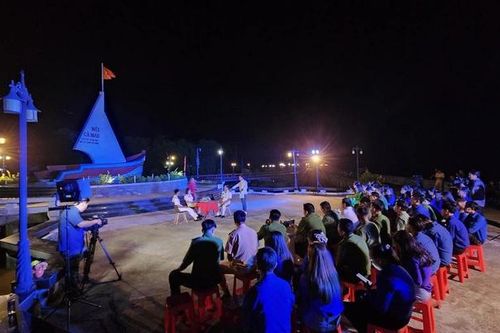Chương trình đặc biệt 'Hoa tháng Năm dâng Người'