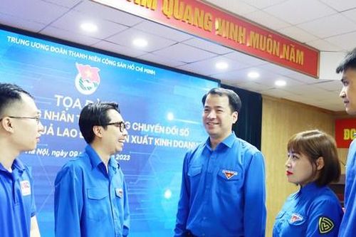Thanh niên tiên phong thích nghi với chuyển đổi số