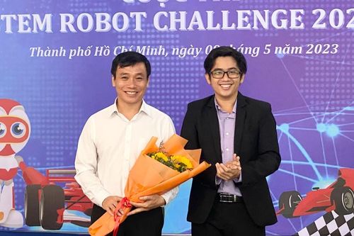 Phát động cuộc thi Stem Robot Challenge 2023