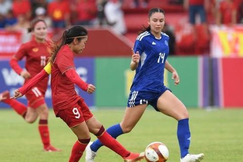 Thua Philippines, tuyển nữ Việt Nam vẫn vào bán kết SEA Games 32