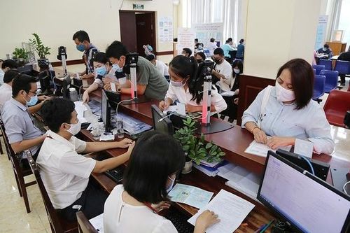 Đổi mới công tác bố trí, sử dụng cán bộ, công chức, viên chức để tạo cơ hội, điều kiện phát triển