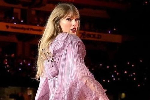 Khán giả ngất xỉu, nôn ói khi xem đêm nhạc của Taylor Swift