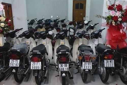 Bộ sưu tập xe máy biển số đẹp của dân chơi Hà thành
