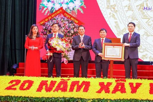 Hải Phòng: Quận Hải An đón nhận Huân chương Lao động hạng Nhì