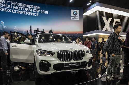 Vì sao BMW đứng ngoài 'cuộc chiến giá cả' tại Trung Quốc?