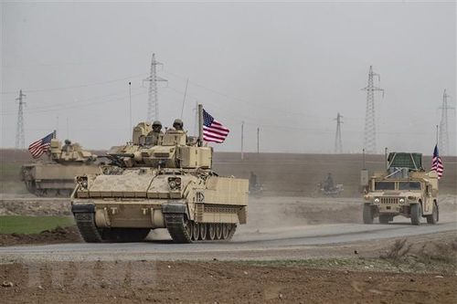 Mỹ quyết định gia hạn các biện pháp trừng phạt đối với Syria