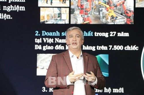 Mercedes-Benz công bố chiến lược xe thuần điện và mở rộng danh mục sản phẩm ở Việt Nam