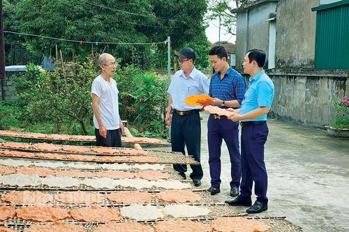 Điều động, luân chuyển, bố trí cán bộ chủ chốt cấp xã ở Yên Khánh tạo luồng gió mới cho cơ sở