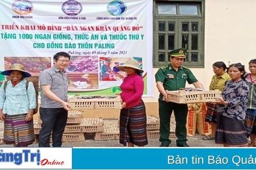 Tặng 1.000 con ngan giống cho đồng bào dân tộc thiểu số nghèo thôn Pa Ling