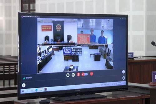 3 bị cáo tiếp tay lừa đảo lĩnh 46 năm tù
