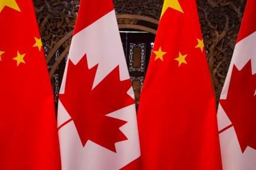 Trung Quốc trục xuất nhà ngoại giao Canada khi căng thẳng gia tăng