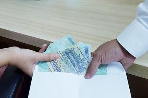 Hé lộ đường dây nhận hối lộ, tiêu cực đăng ký đất đai toàn cán bộ Nhà nước