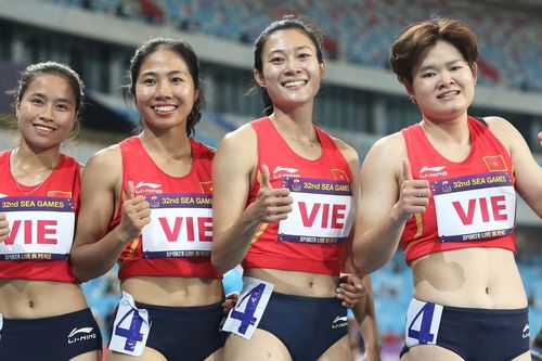 'Nữ hoàng tốc độ' Tú Chinh tái xuất sau chấn thương giúp điền kinh Việt Nam 'hái' huy chương