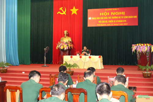 Bộ tư lệnh Quân khu 1 đối thoại dân chủ với cán bộ, chiến sĩ Lữ đoàn Công binh 575