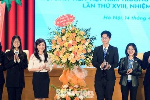 Anh Lê Trí Nhân làm Chủ tịch Hội Sinh viên trường ĐH Kinh tế Quốc dân